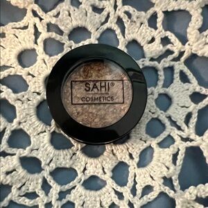 SAHI Cosmetics Cream Metallic Foil Eye Shadow in Dainty Peach